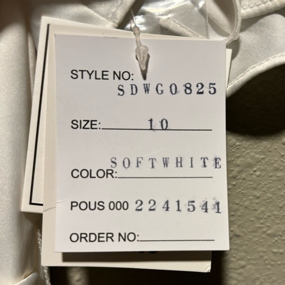 Db Studio Size 10 Wedding Dress Flutter Sleeve Satin Dress Ruffle Hem - Picture 5 of 11